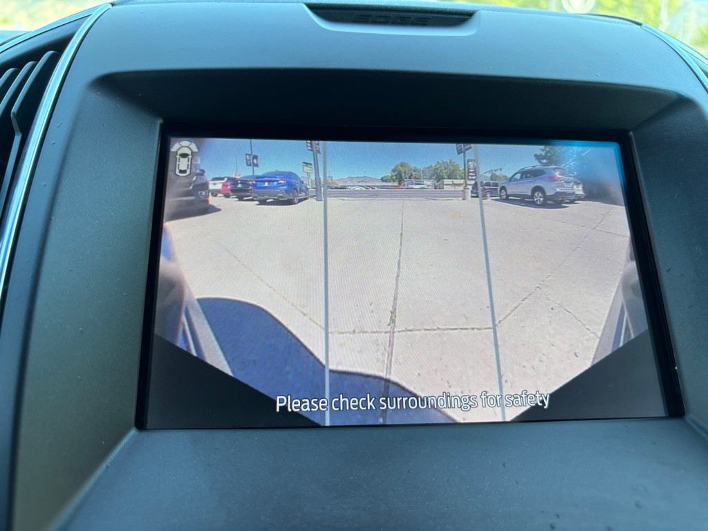 2020 Ford Edge Image 41