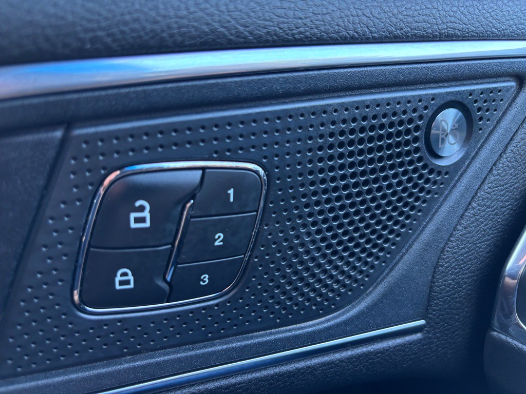 2020 Ford Edge Image 47