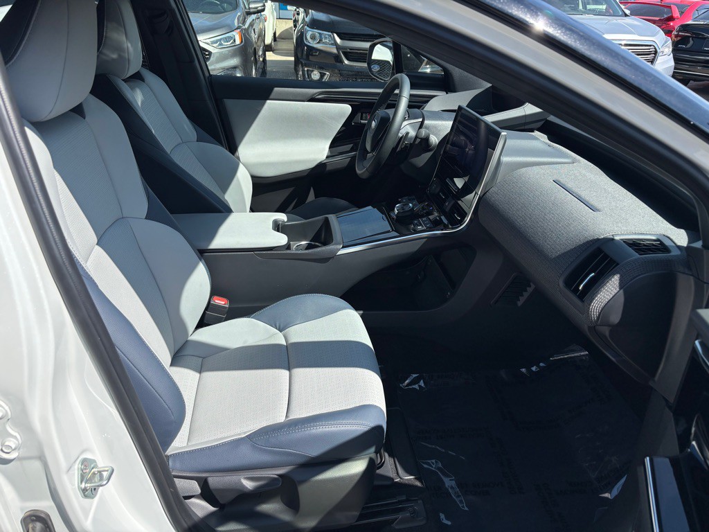 2023 Subaru Solterra Image 9
