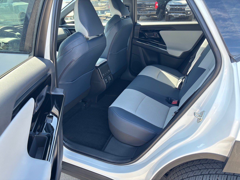 2023 Subaru Solterra Image 17