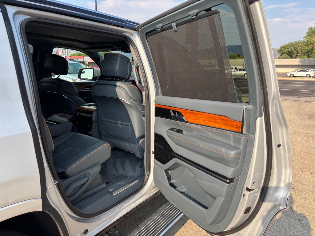 2022 Jeep Grand Cherokee Image 24