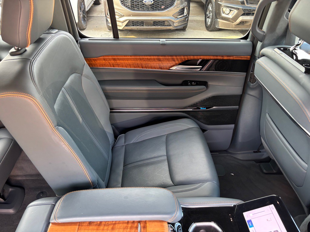 2022 Jeep Grand Cherokee Image 28