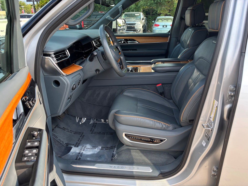 2022 Jeep Grand Cherokee Image 38