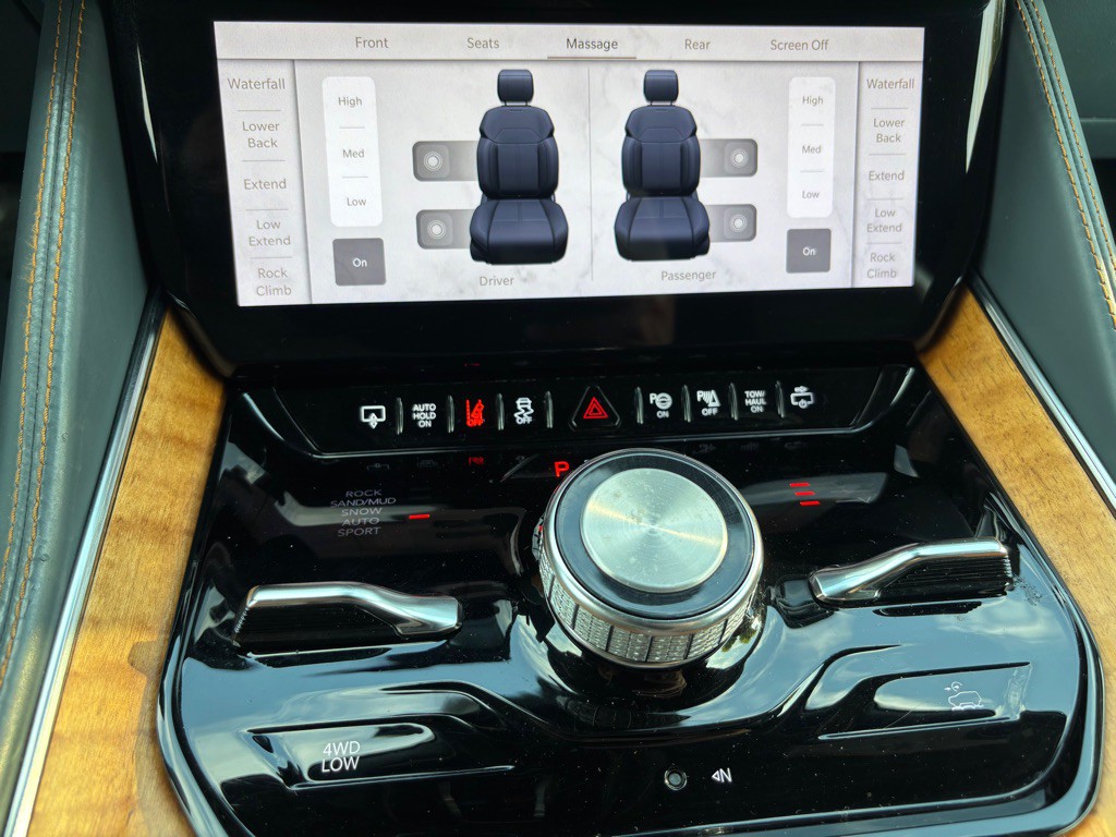 2022 Jeep Grand Cherokee Image 42