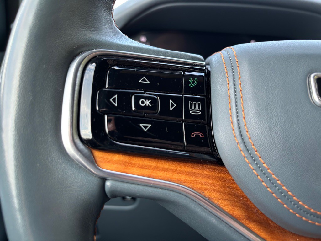 2022 Jeep Grand Cherokee Image 45