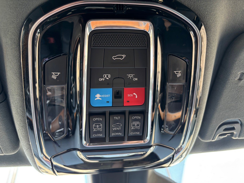 2022 Jeep Grand Cherokee Image 58