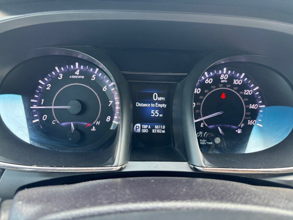 2017 Toyota Avalon Image 18