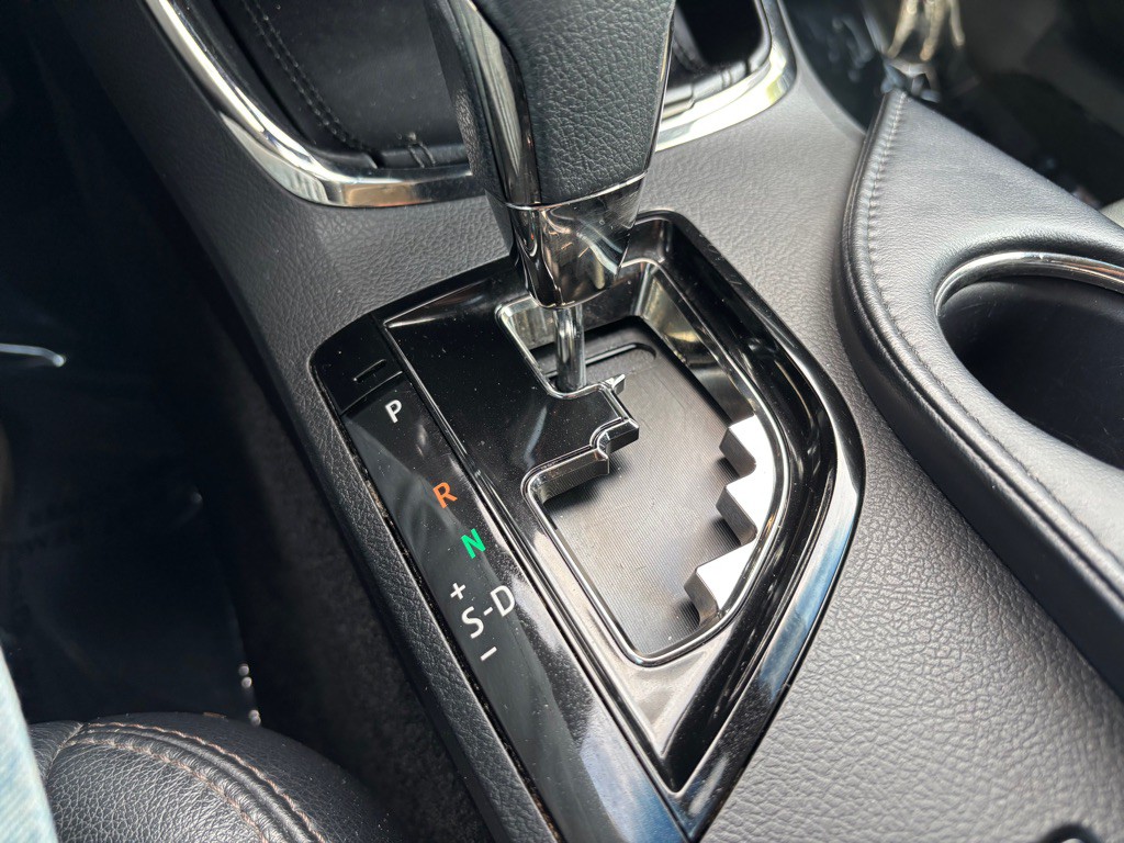 2017 Toyota Avalon Image 21