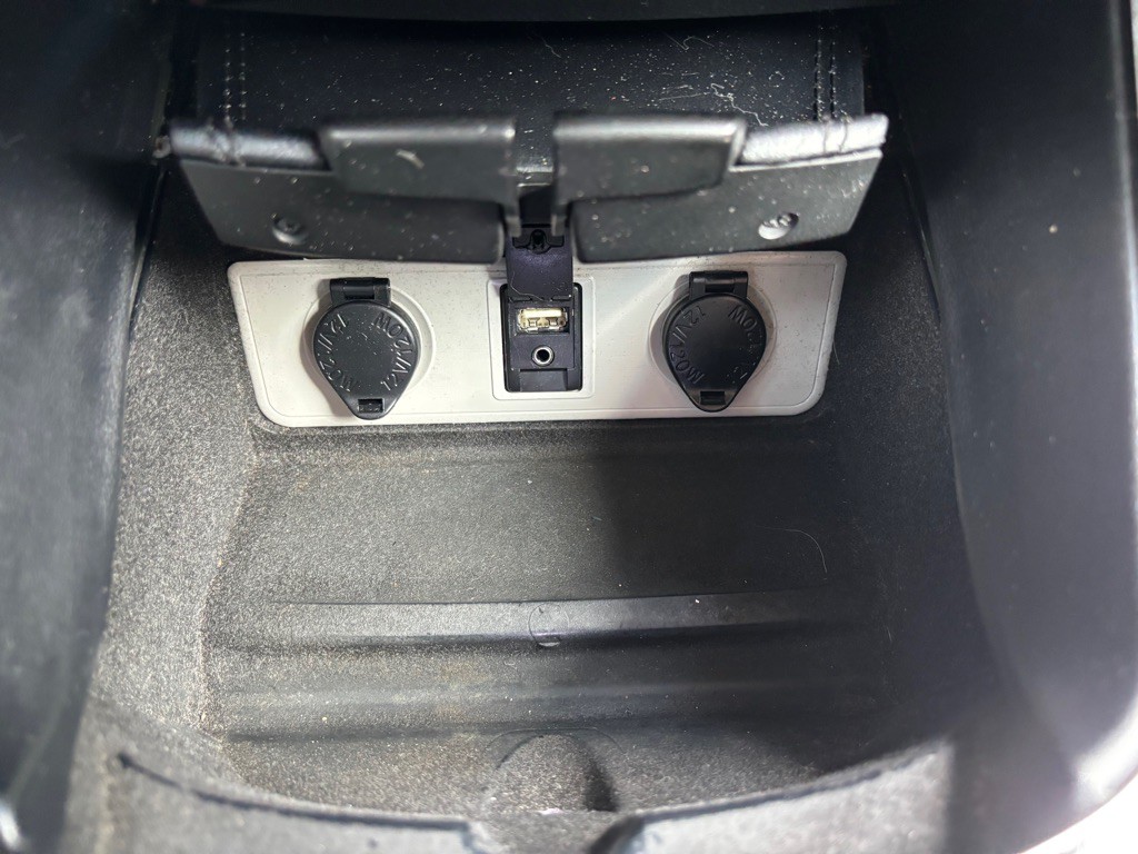 2017 Toyota Avalon Image 28