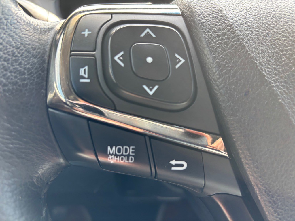 2017 Toyota Avalon Image 31