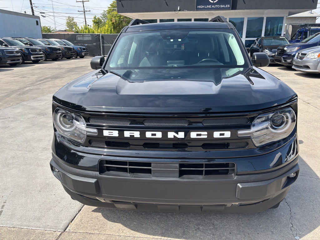2023 Ford Bronco Image 2