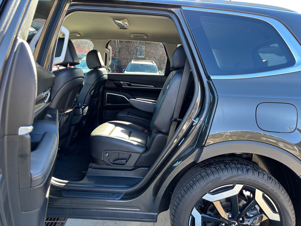 2023 Kia Telluride Image 25