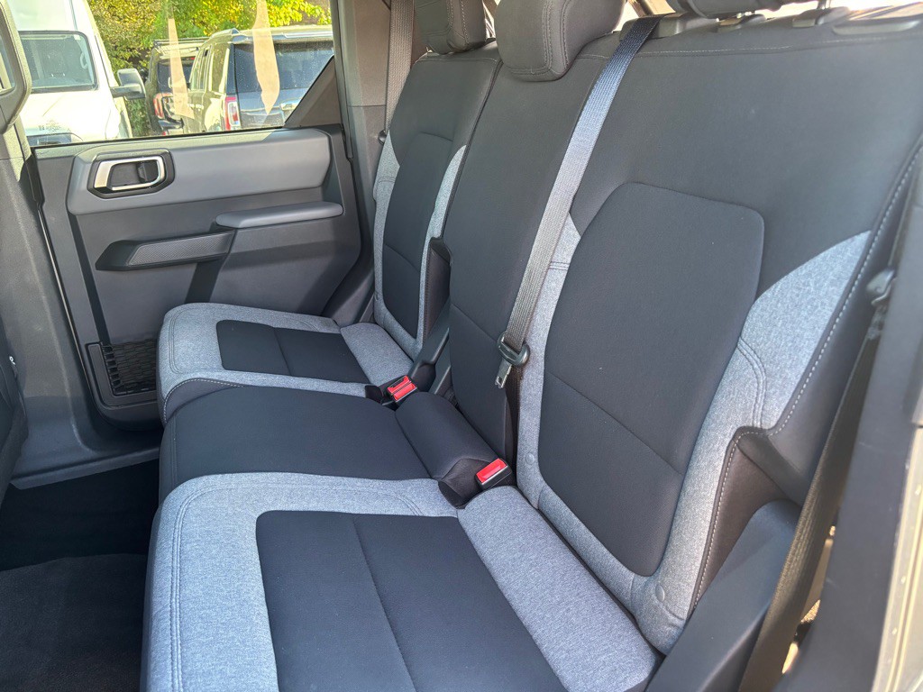 2022 Ford Bronco Image 16