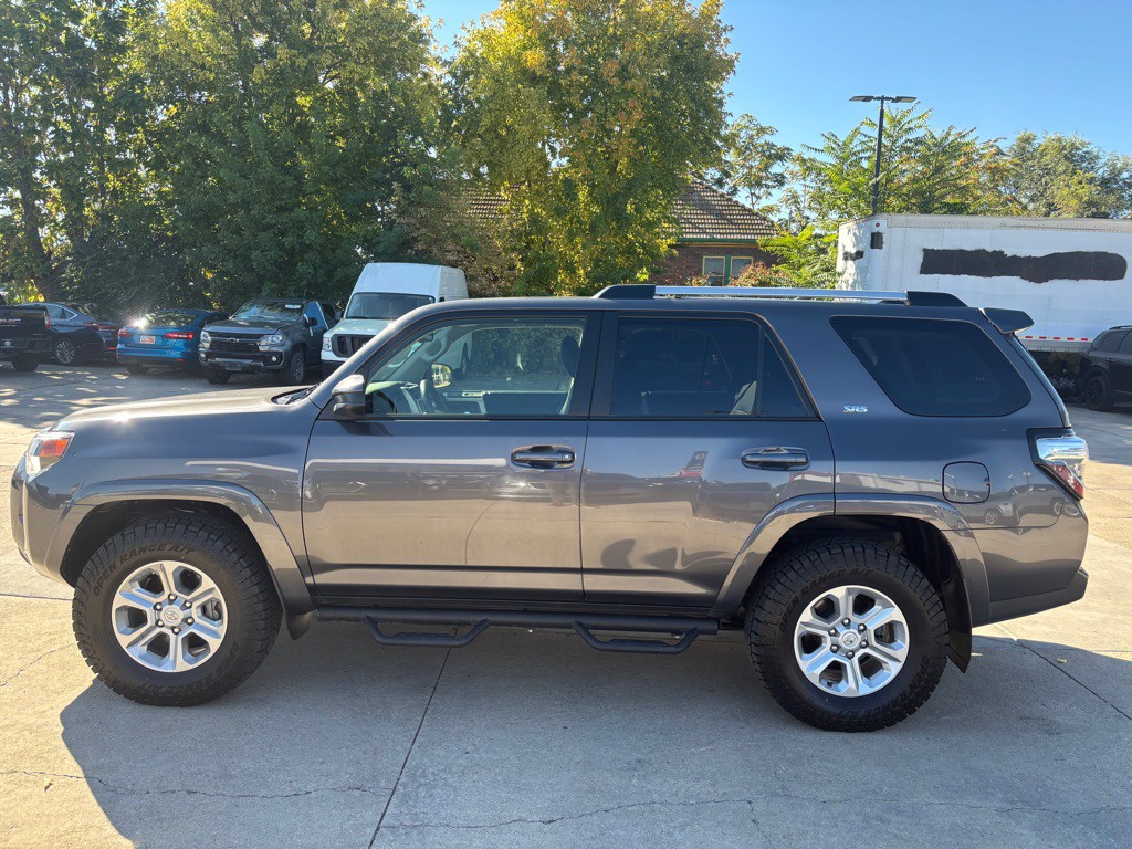 2022 Toyota 4Runner Image 4