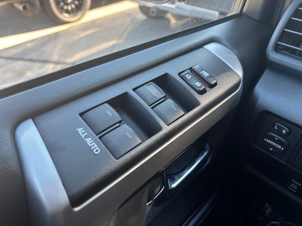 2022 Toyota 4Runner Image 28