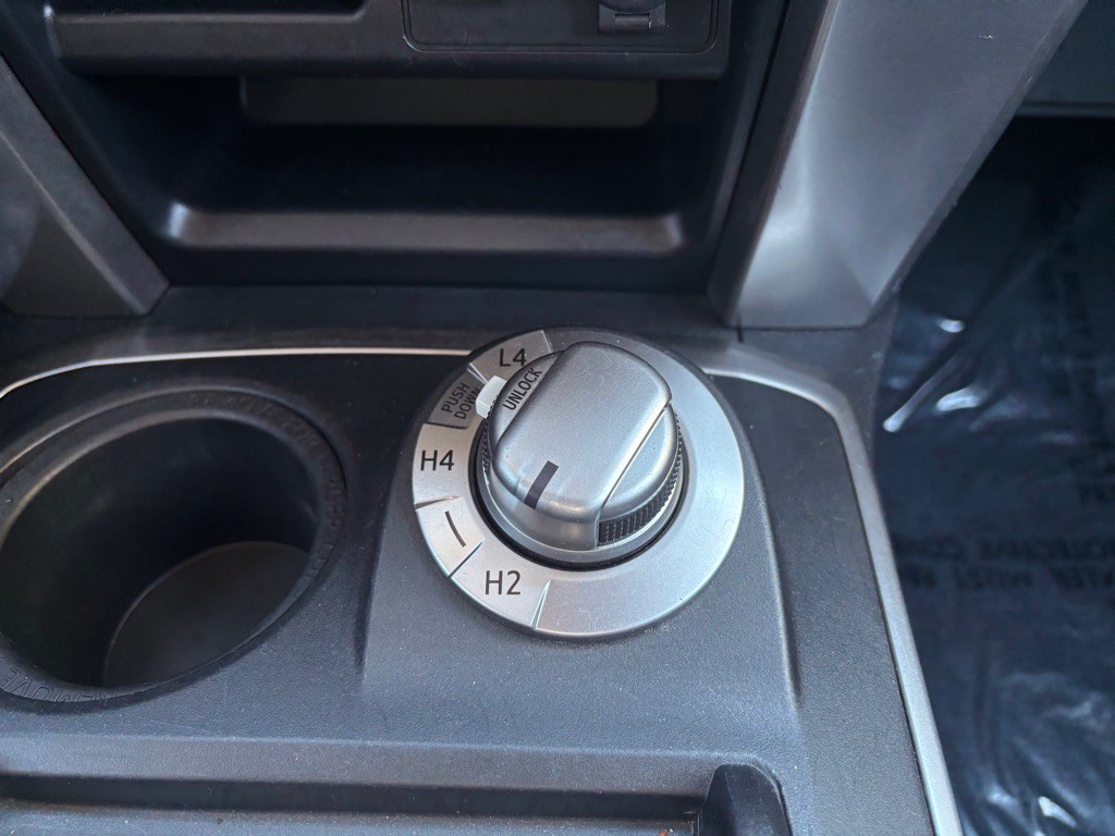 2022 Toyota 4Runner Image 30