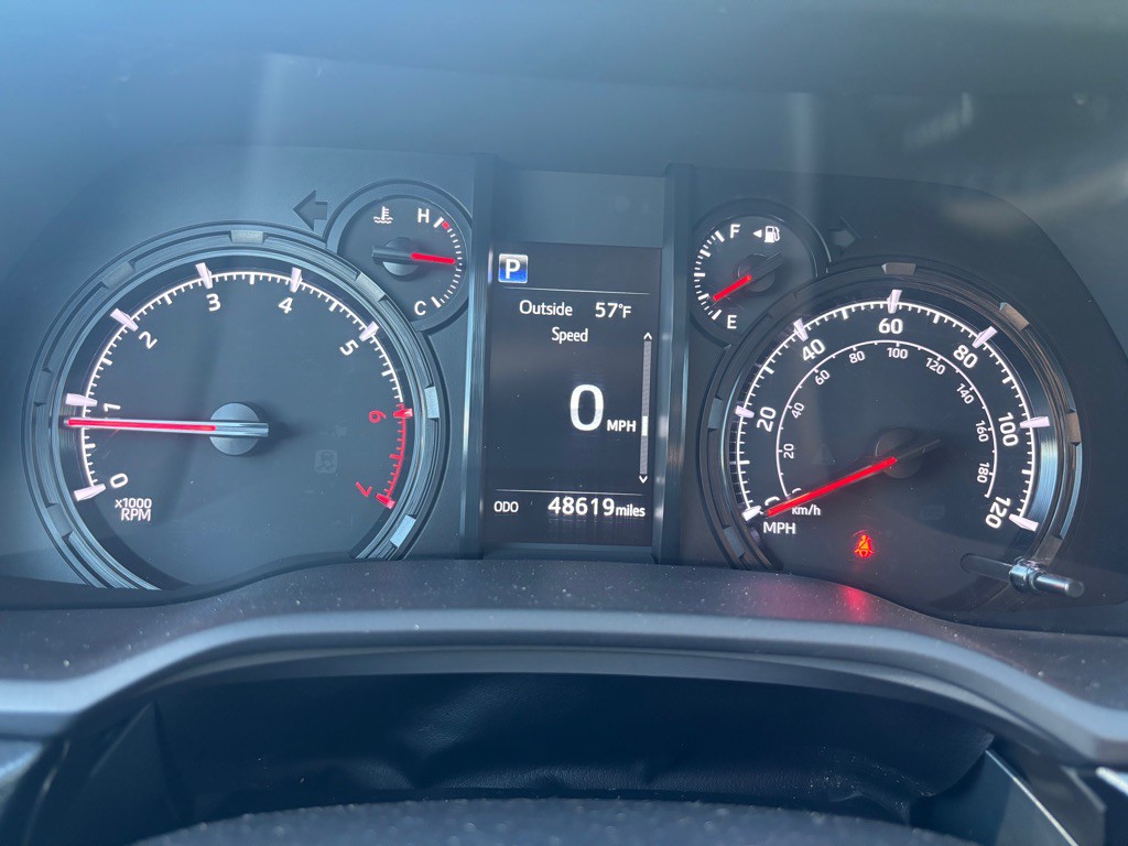 2022 Toyota 4Runner Image 38
