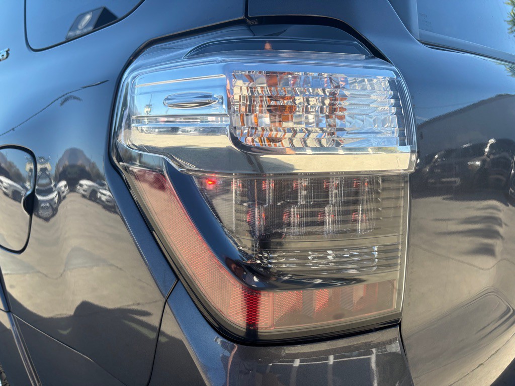 2022 Toyota 4Runner Image 51