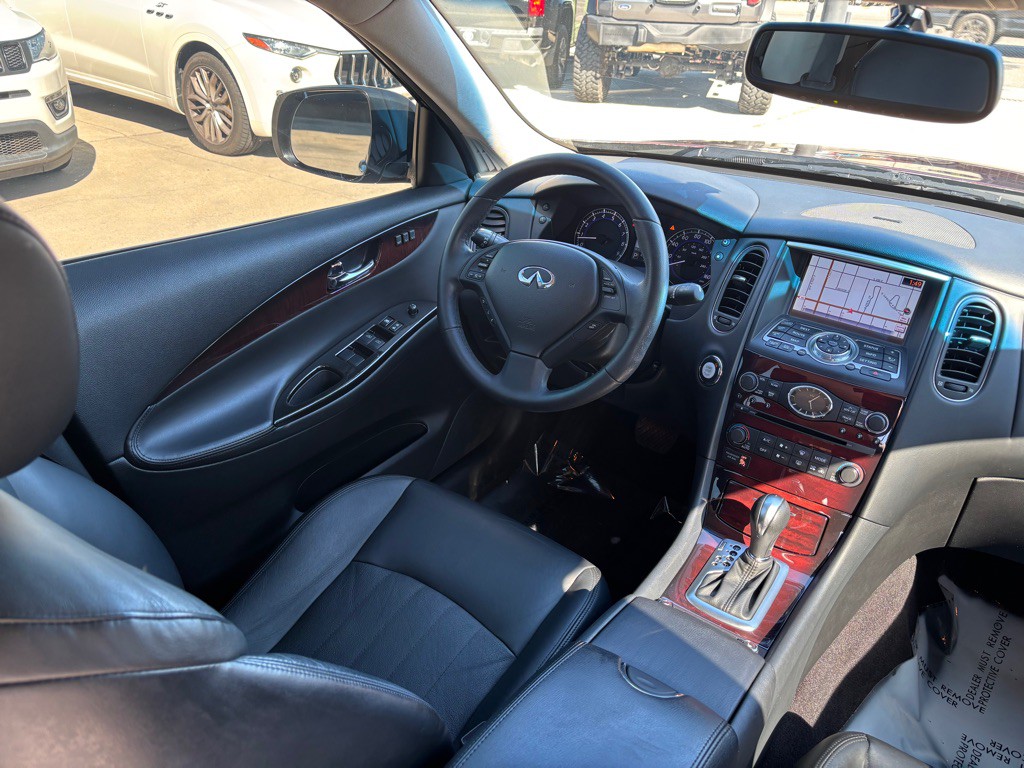 2017 INFINITI QX50 Image 12