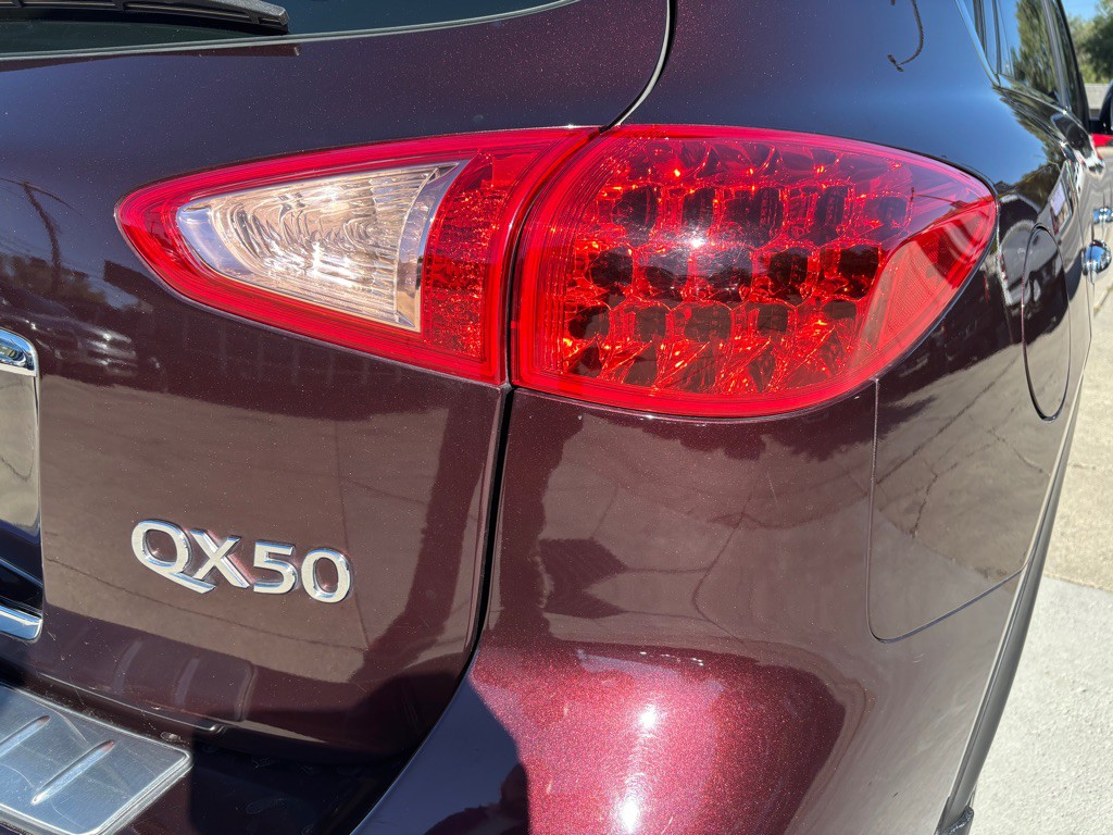 2017 INFINITI QX50 Image 44