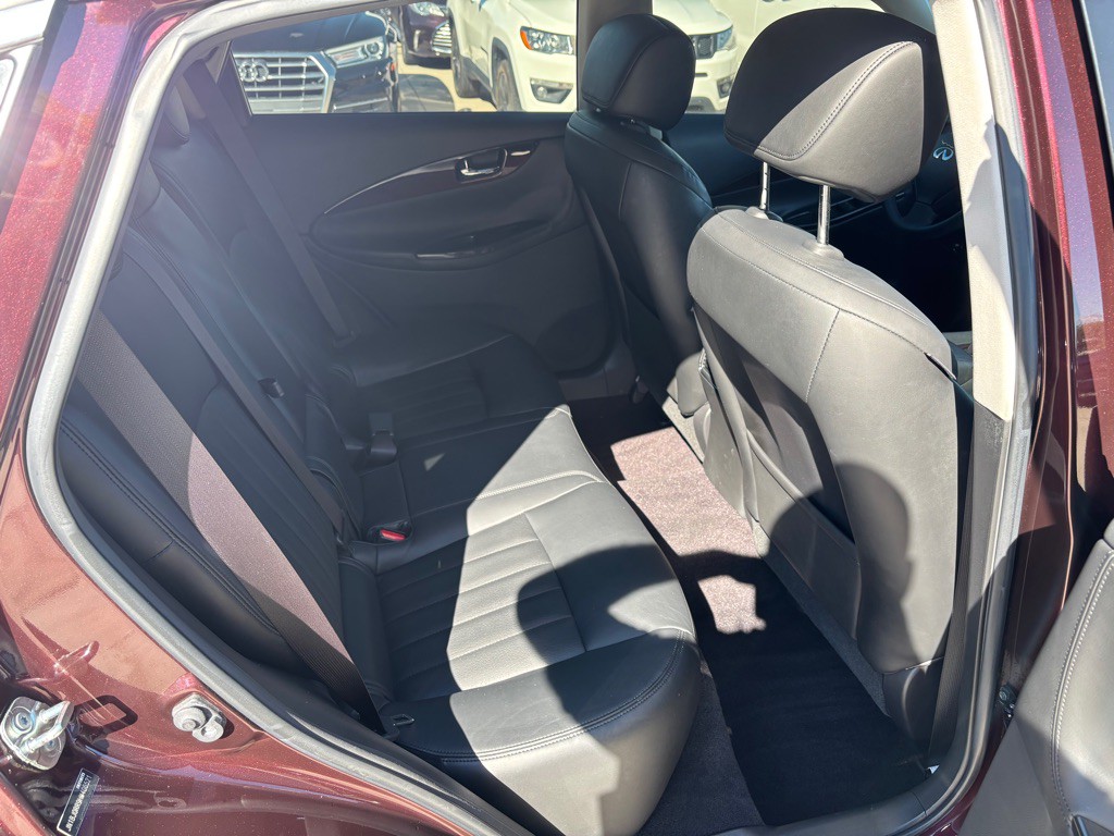 2017 INFINITI QX50 Image 12