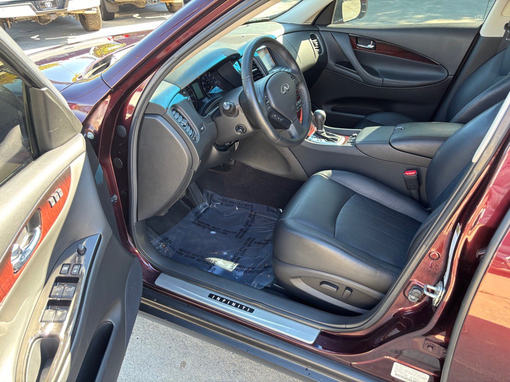 2017 INFINITI QX50 Image 16