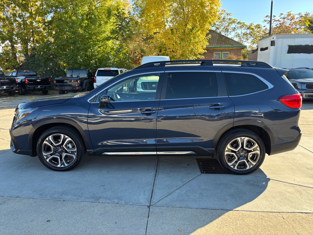 2023 Subaru Ascent Image 5