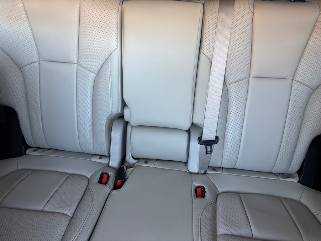 2023 Subaru Ascent Image 35