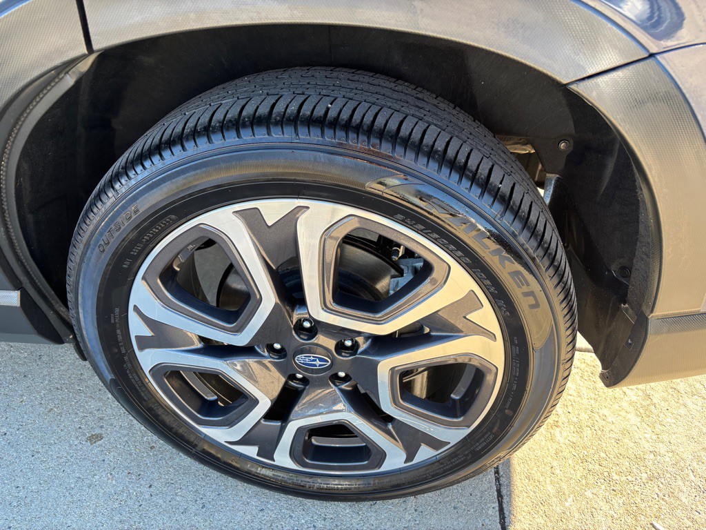 2023 Subaru Ascent Image 38