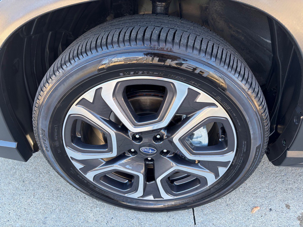 2023 Subaru Ascent Image 39