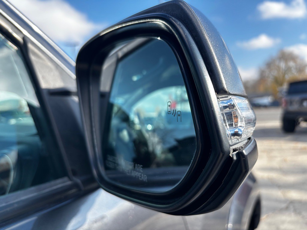 2020 Toyota Tacoma Image 32