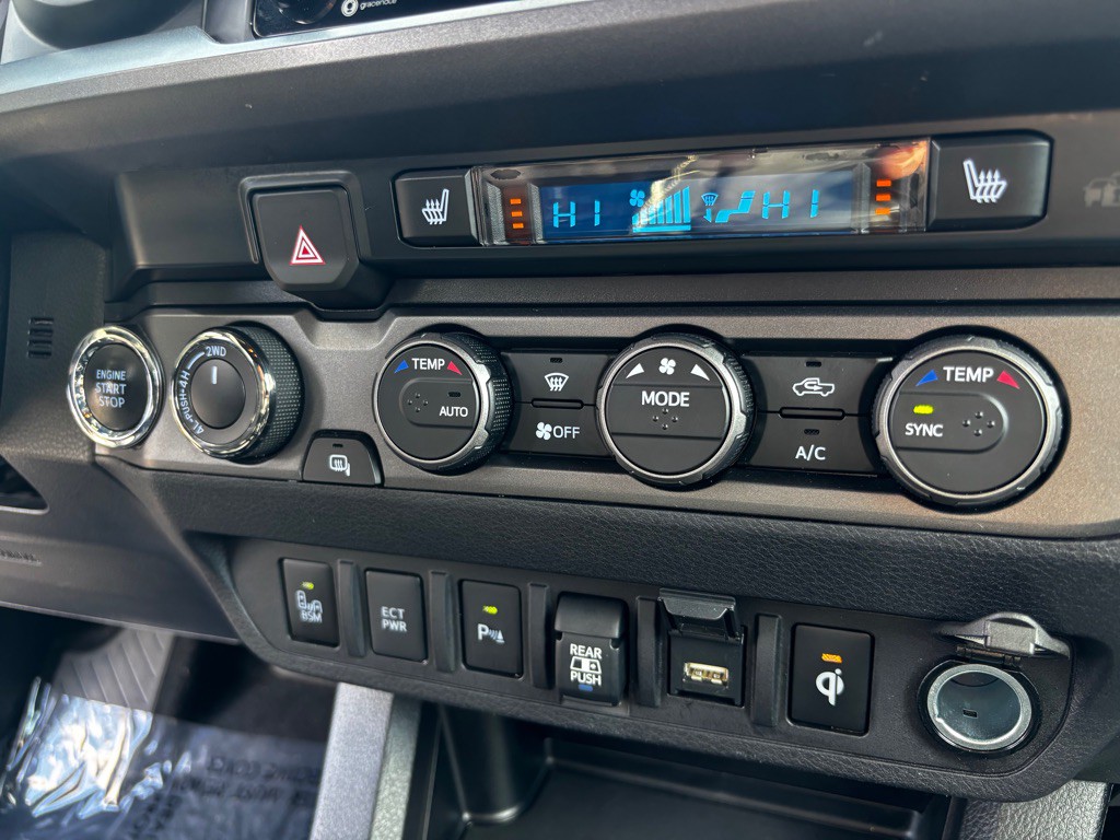 2020 Toyota Tacoma Image 47