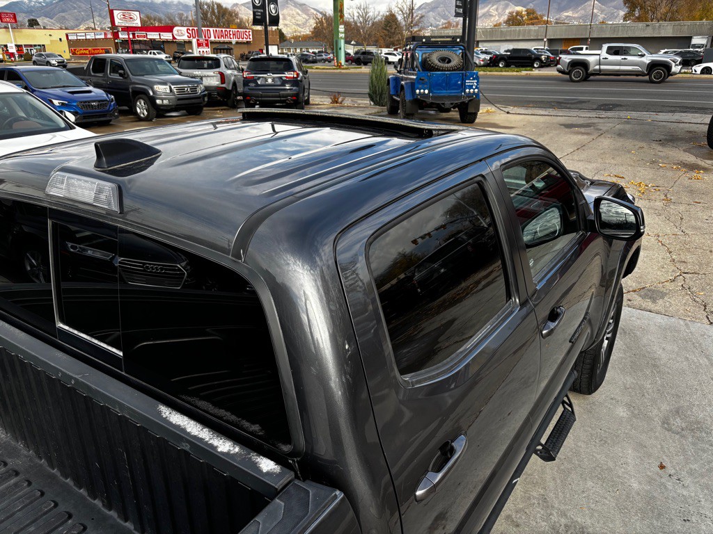 2020 Toyota Tacoma Image 64