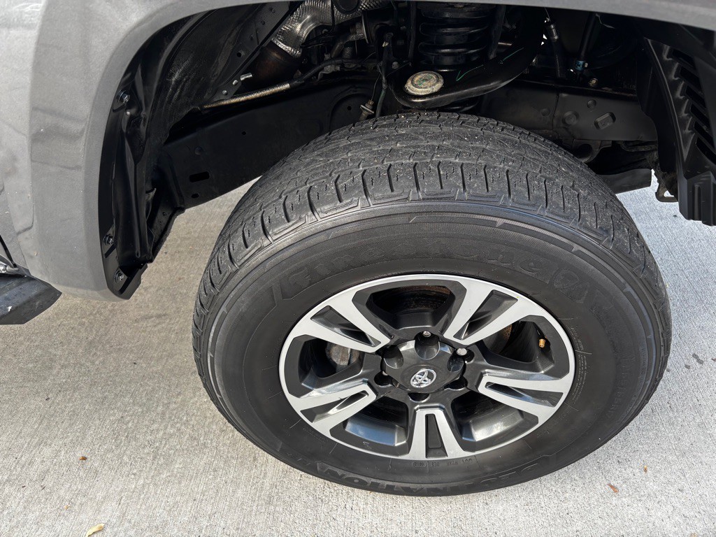 2020 Toyota Tacoma Image 70