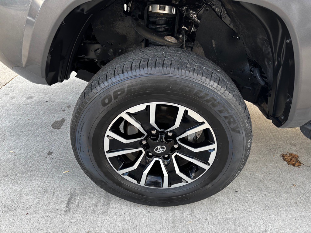 2020 Toyota Tacoma Image 73