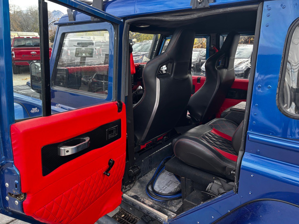 1992 Land Rover Defender Image 14