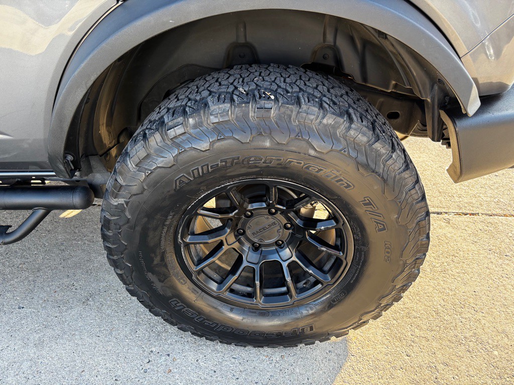 2022 Ford Bronco Image 29