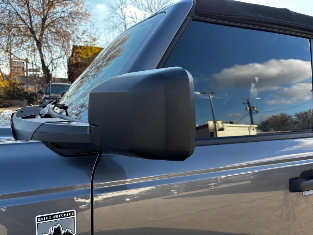 2022 Ford Bronco Image 45