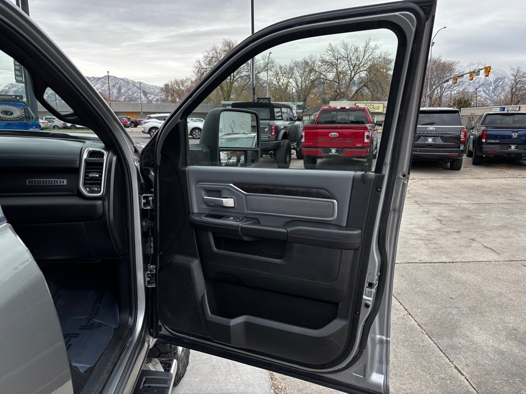 2023 RAM 2500 Image 16