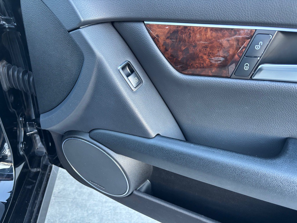 2014 Mercedes-Benz C-Class Image 30