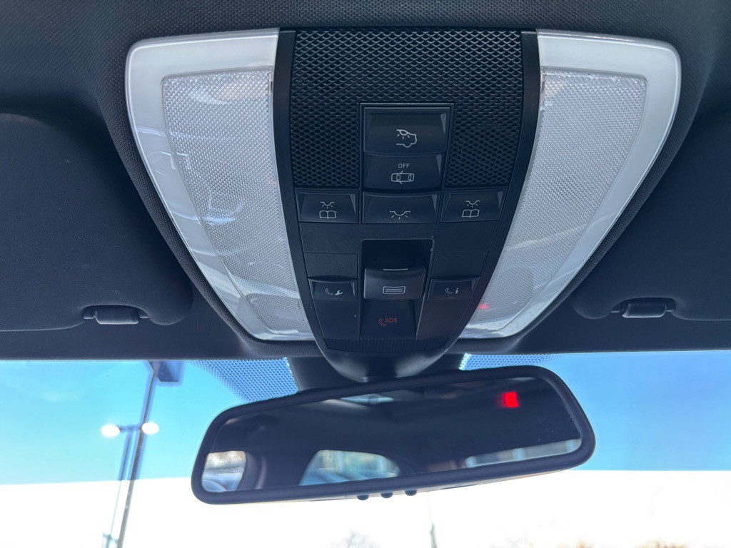 2014 Mercedes-Benz C-Class Image 36