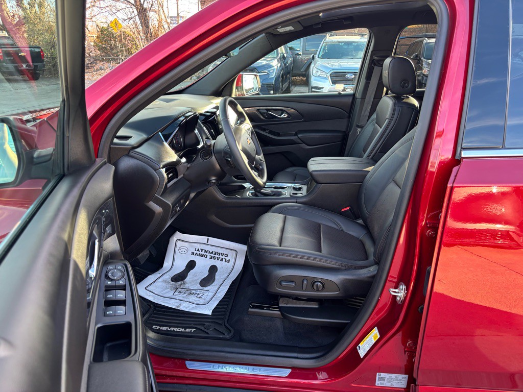 2023 Chevrolet Traverse Image 25