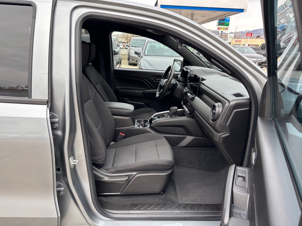 2023 Chevrolet Colorado Image 11