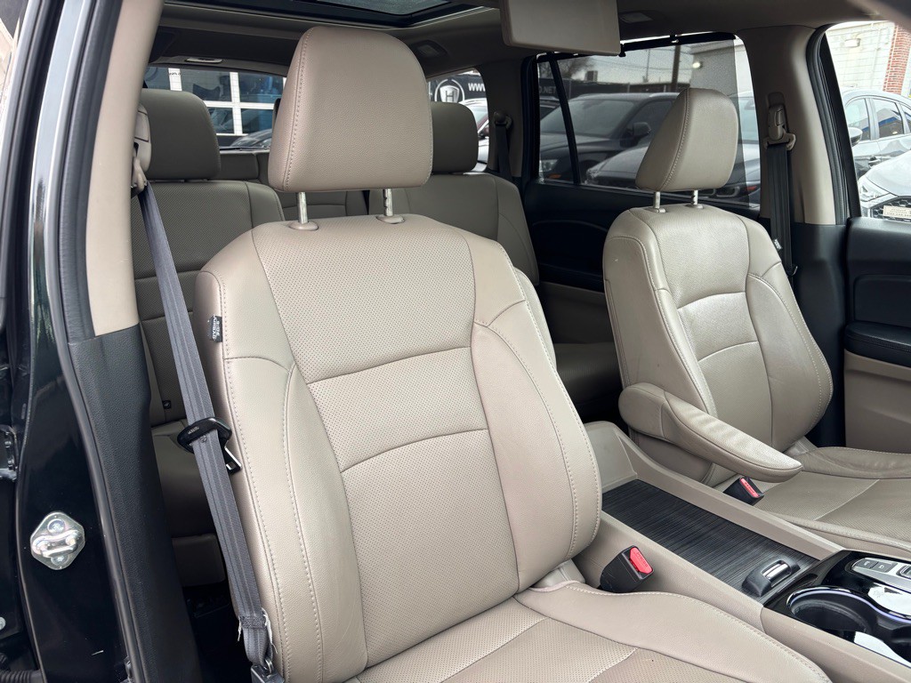 2019 Honda Pilot Image 17