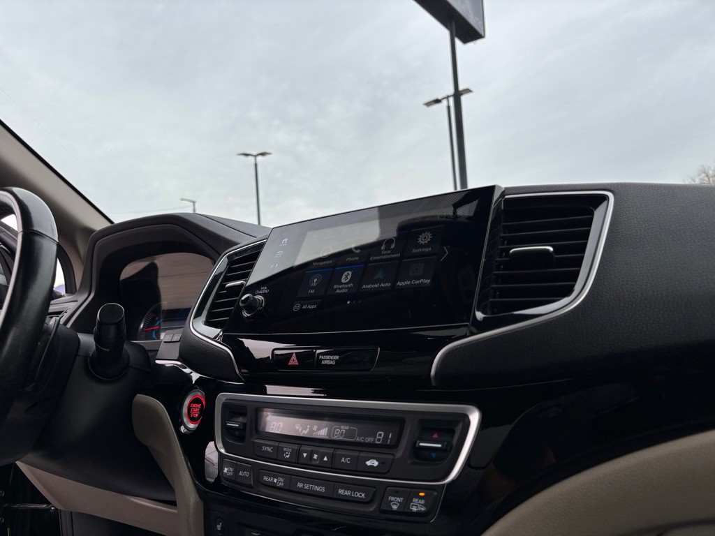 2019 Honda Pilot Image 37