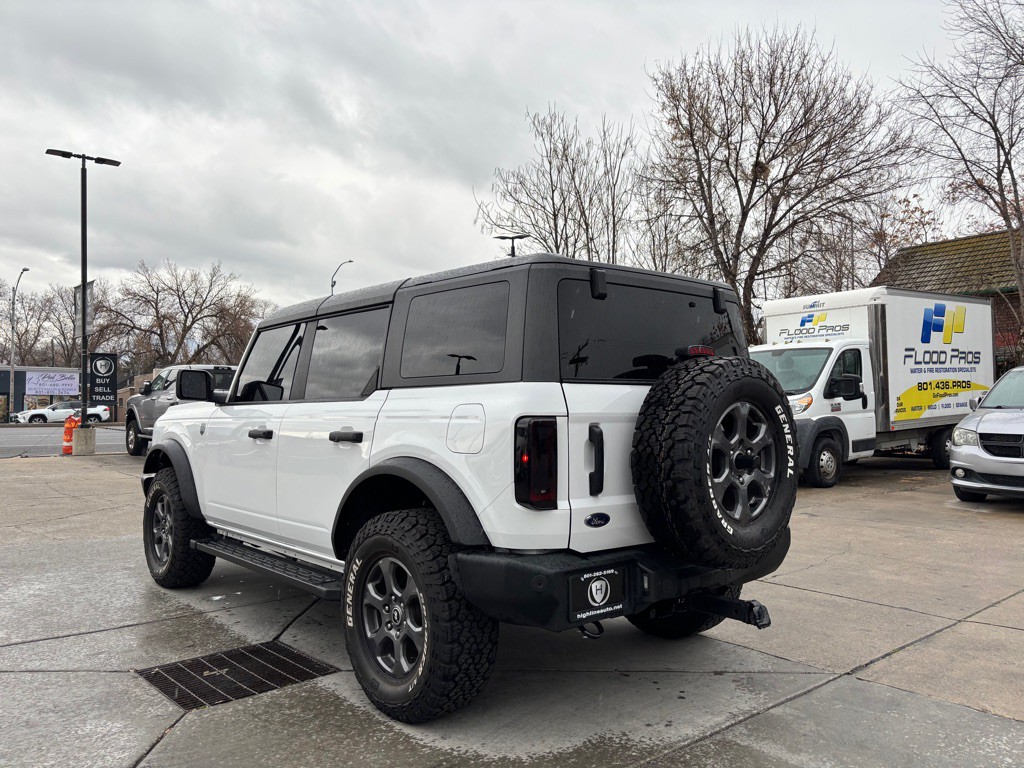 2023 Ford Bronco Image 6