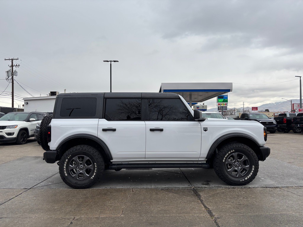 2023 Ford Bronco Image 9