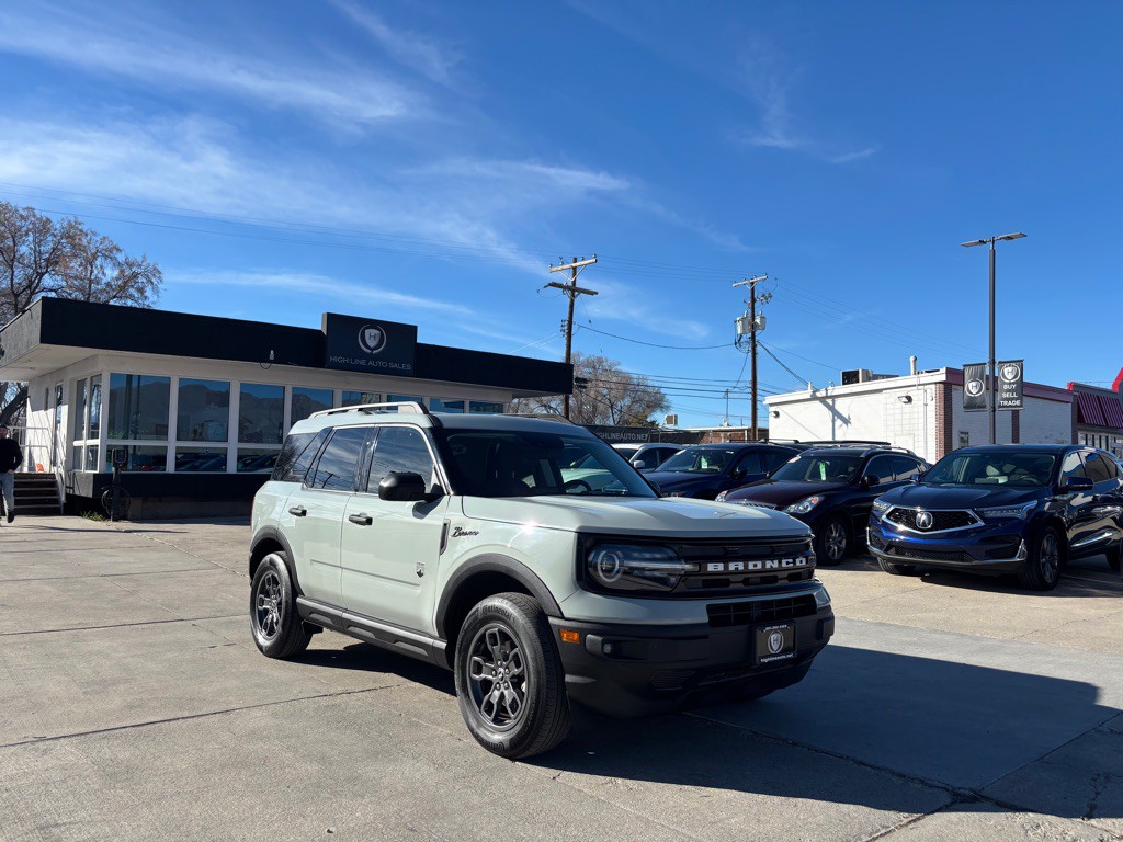 2023 Ford Bronco Image 1