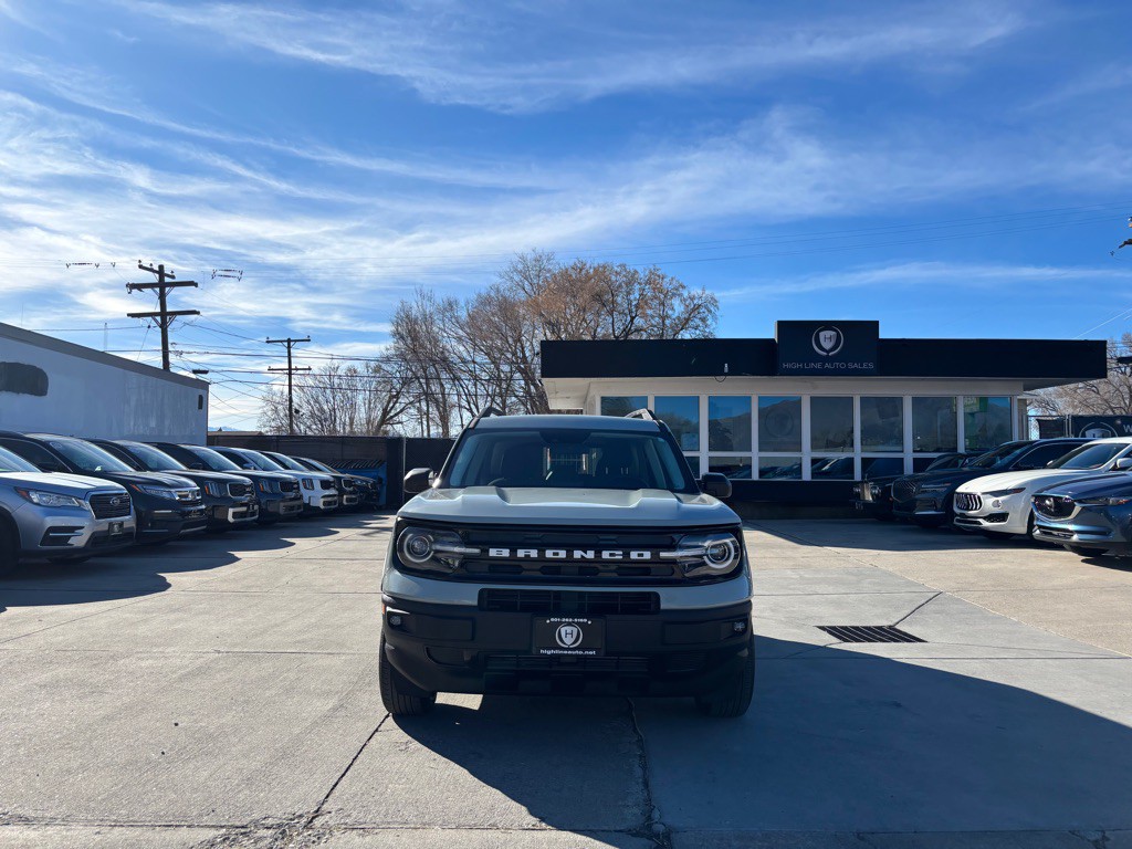 2023 Ford Bronco Image 2