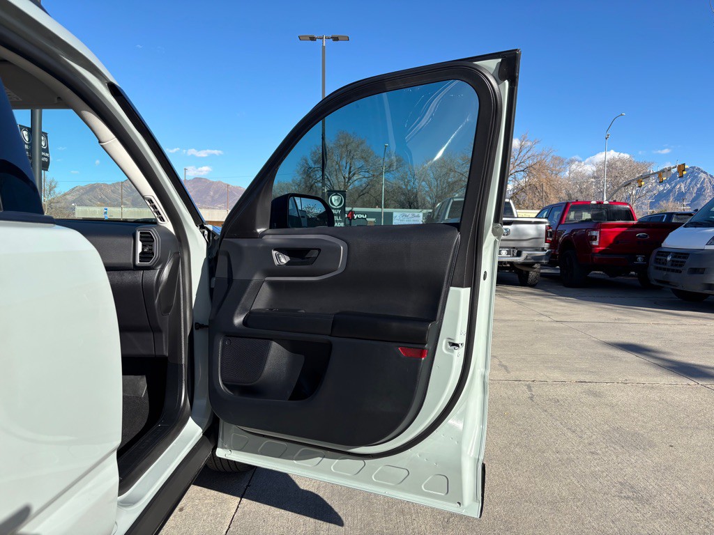 2023 Ford Bronco Image 10